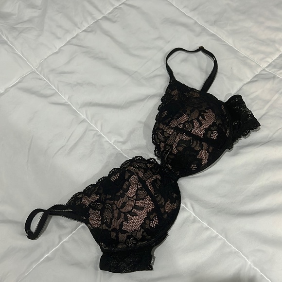 Victoria’s Secret Black Lace Push Up Bra - Picture 1 of 8
